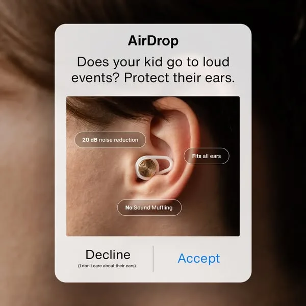 Hears advertisement